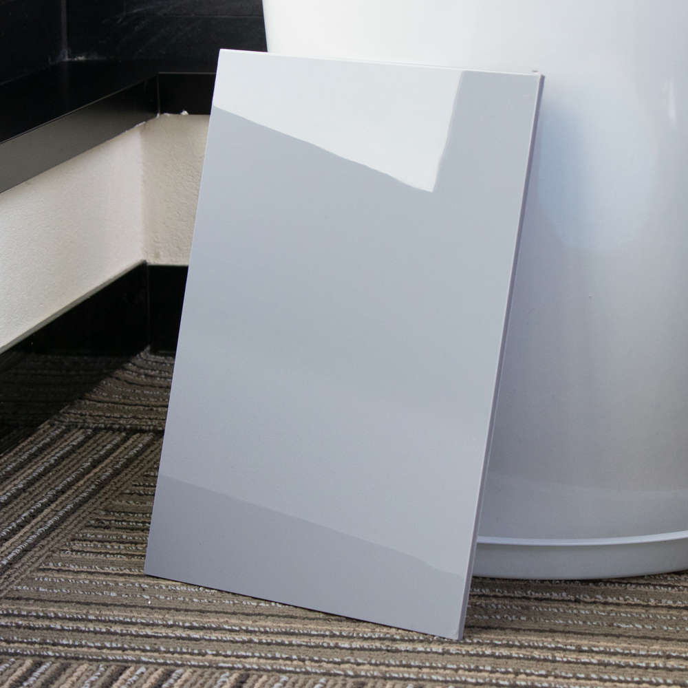 PVC Gro Kartonplack aus Recyclingsmaterial 
