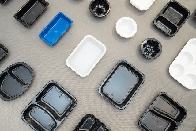 Disposable Black White CPET Food Trays For Airline Meals