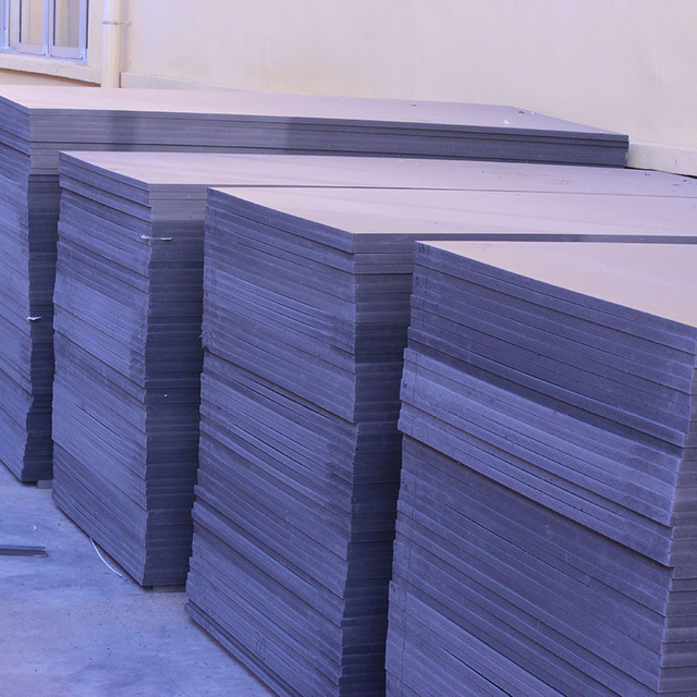 Hard-PVC sheet halluu diimaa cut cut keessatti . 