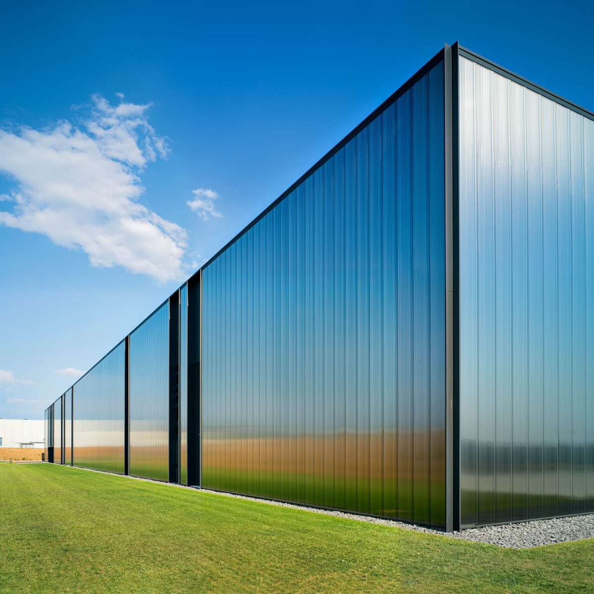 50b2535f-8c43-434b-8691-c902eff043b1